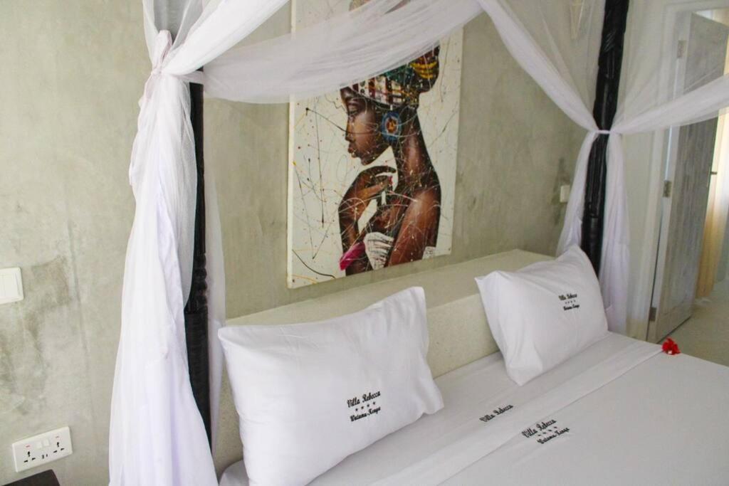 White Villa - Paparemo Beach Watamu Esterno foto