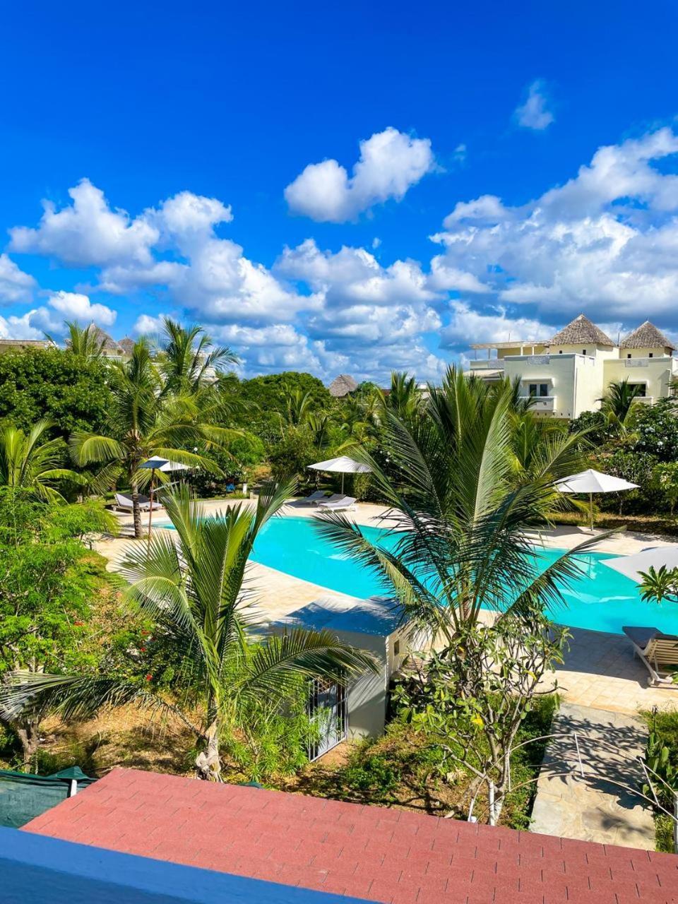 White Villa - Paparemo Beach Watamu Esterno foto