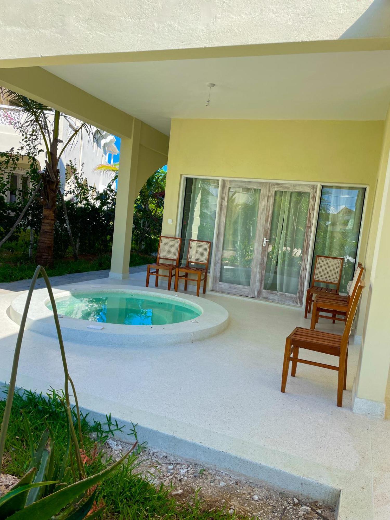 White Villa - Paparemo Beach Watamu Esterno foto